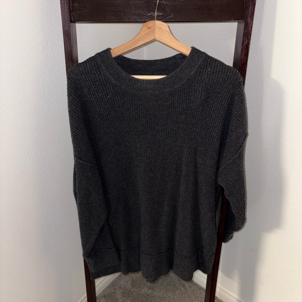 Aerie Charcoal Knit Pullover